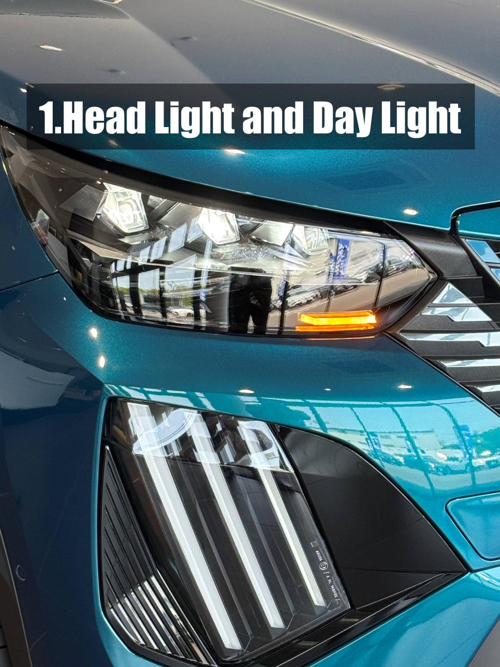 PEUGEOT 2008 GT Obsession Blue　の魅力を5つ紹介！