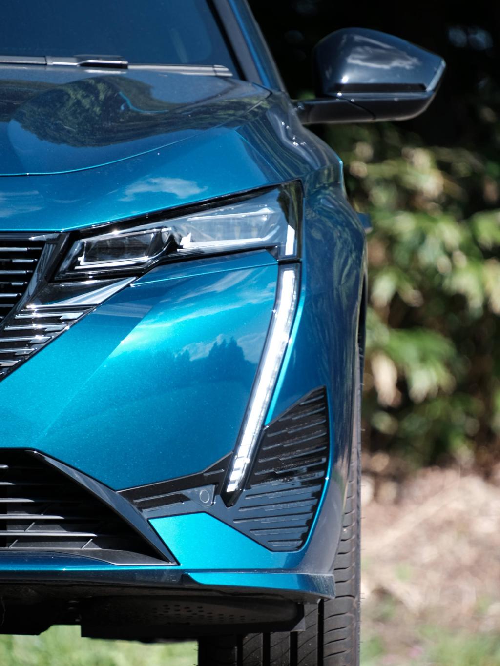 低速から気持ちいい、この加速感。308 HYBRID試乗レポ。