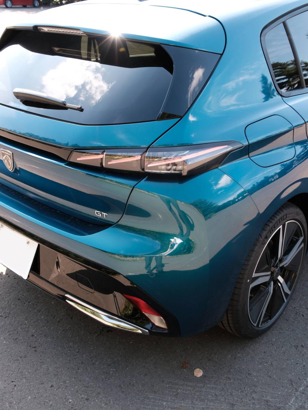 低速から気持ちいい、この加速感。308 HYBRID試乗レポ。